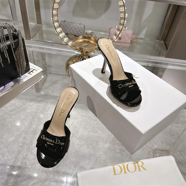 20251128184320923 250